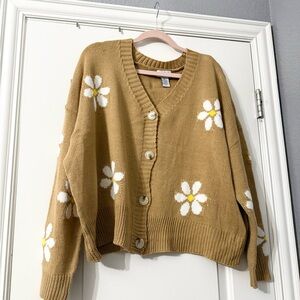 Daisy-Pattern Cropped Button-Up Cardigan - Women